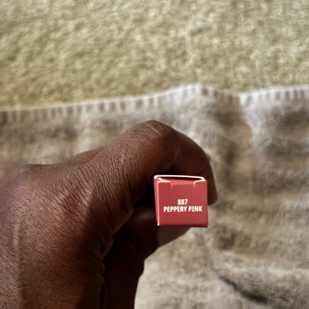 MAC Powder Kiss Velvet Blur Slim Stick in Peppery Pink… - Picture 3 of 10